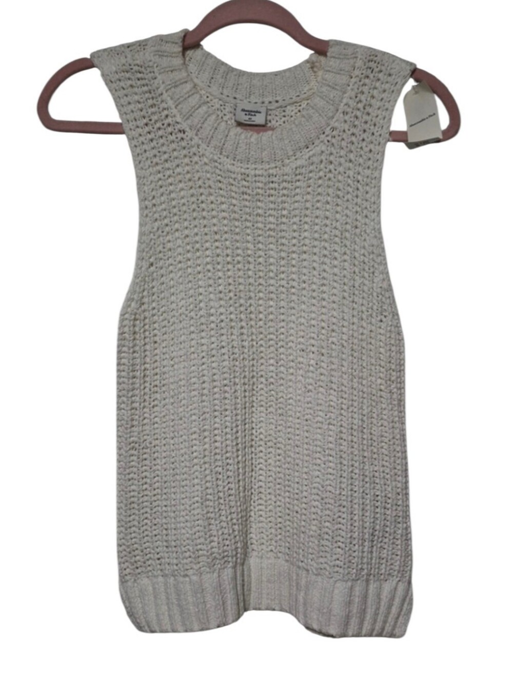 Abercrombie & Fitch New With Tags Chunky Knit Sweater Vest Cream XS
